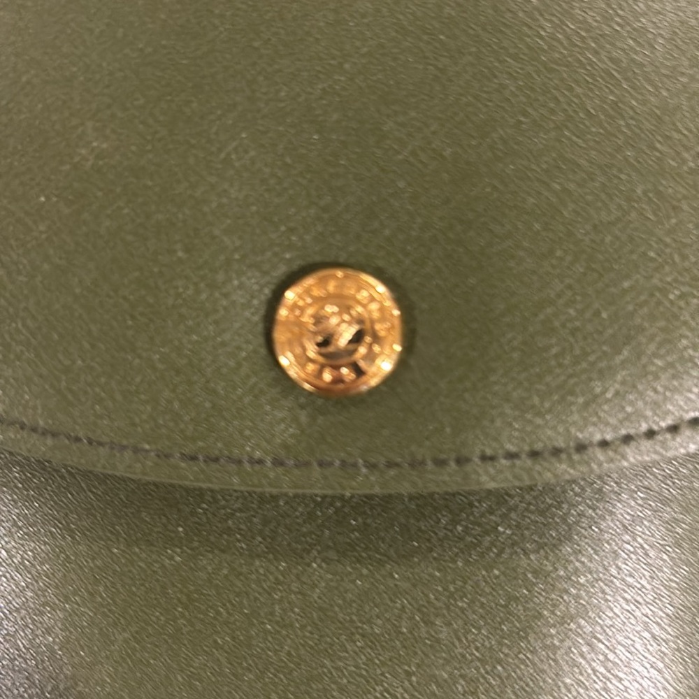 Longchamp Olive Green Leather Sunglasses Case with Gold Accent Snap Closure New - Picture 3 of 5